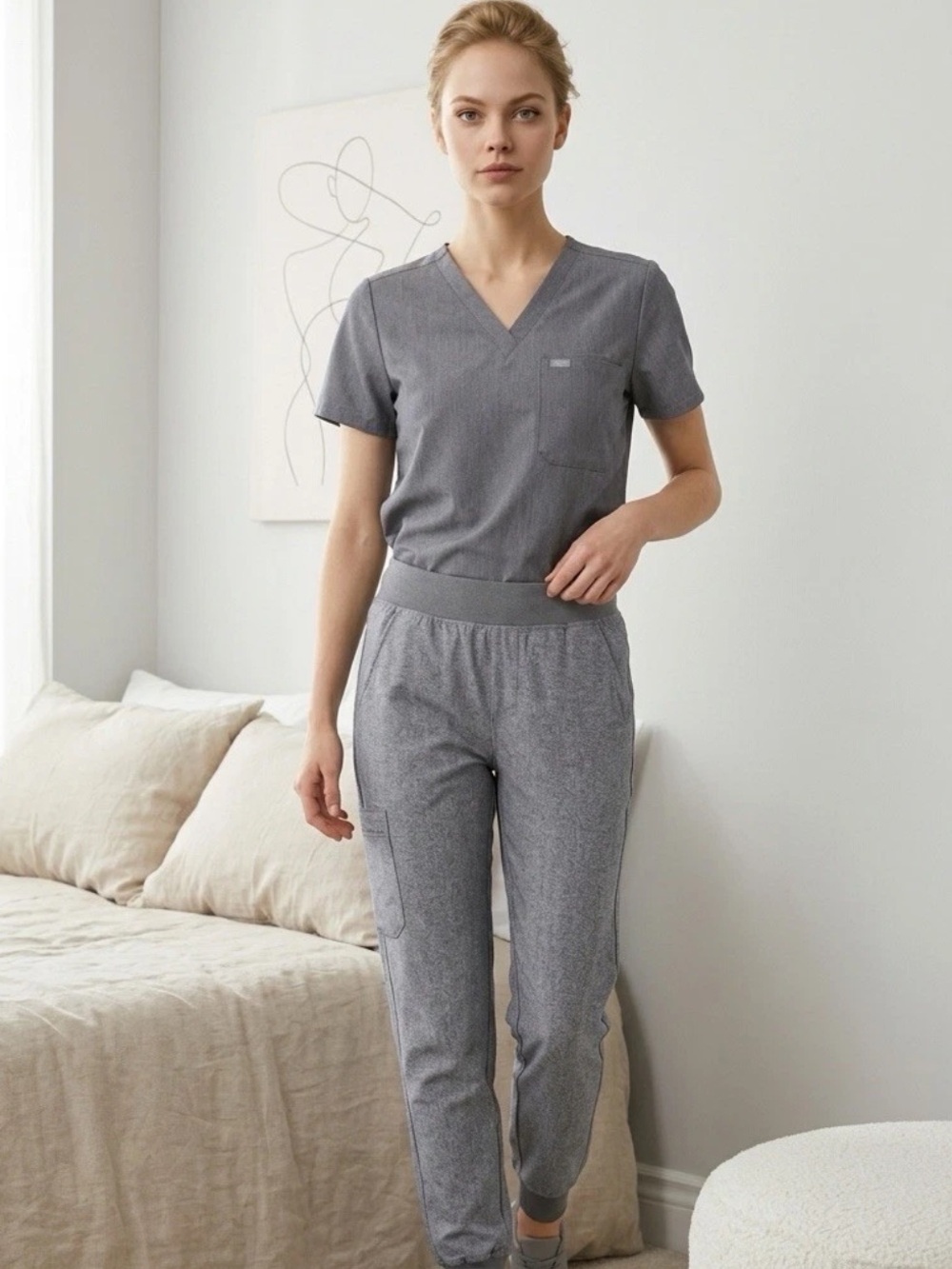 FIGS V-Neck Scrubs Top (M) Jogger Pants (LP)17”x26” Women’s 2 PC Set Grey Petite